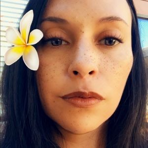 Meet your Posher, Anne